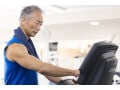 月の年金約25万円「午前中はジムで運動、午後は自宅でのんびり」67歳男性が続ける健康管理