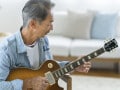 金融資産9000万円超「老後は自分のための第4章」仲間と音楽に生きる70歳男性の年金生活