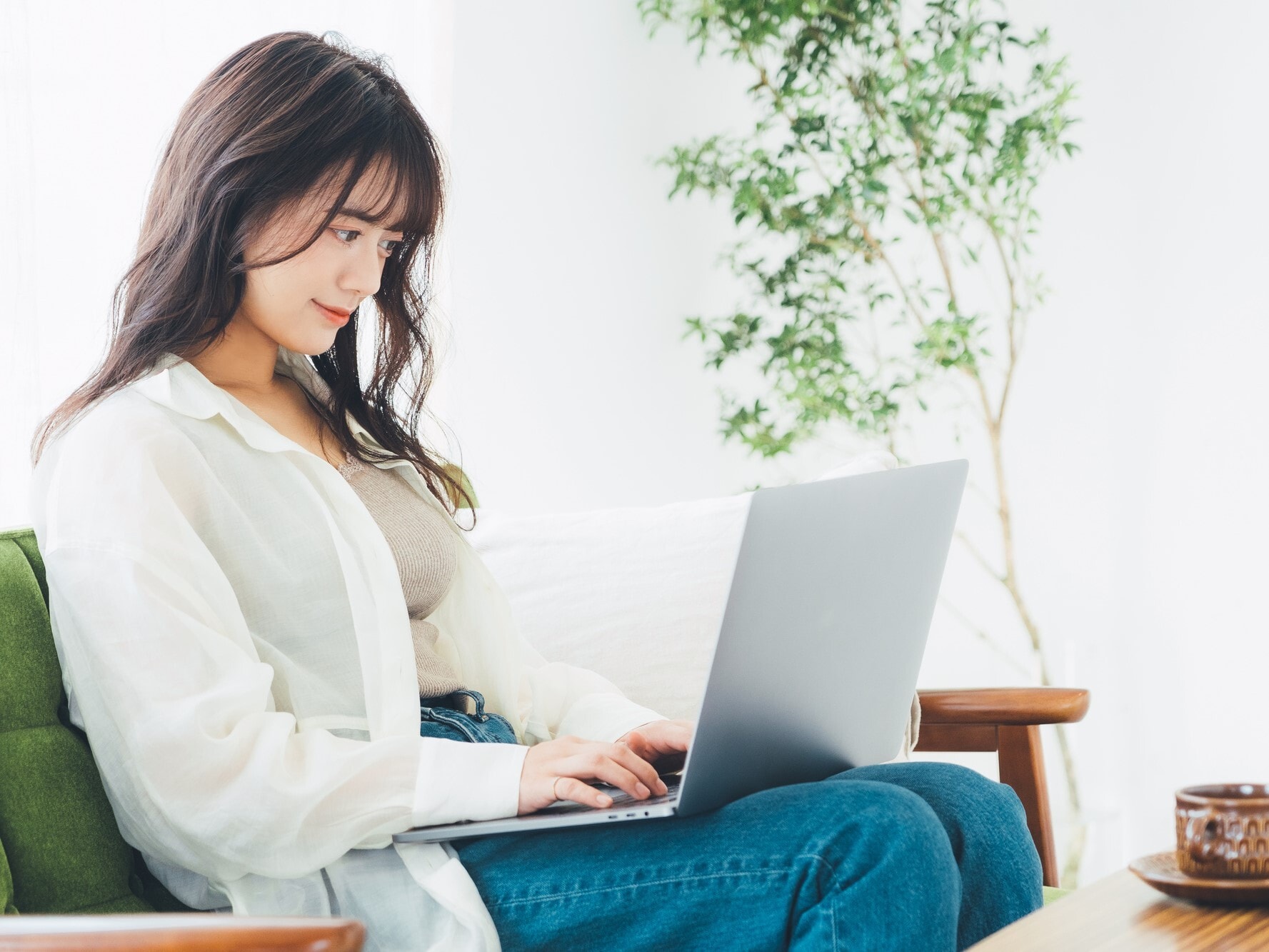 23歳女性「絶対に手をつけないという覚悟で月3000円」S&P500に積立投資