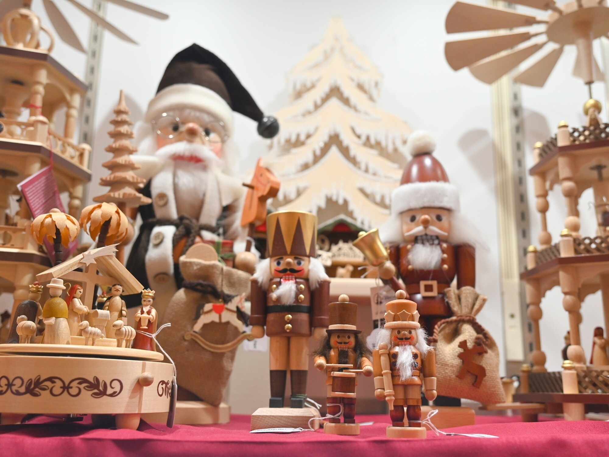 ケーテウォルファルト　クリスマス　聖歌隊　ピラミッド ケーテウォルファルト クリスマス 聖歌隊 ピラミッド - メルカリ