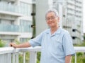 64歳自営業、貯蓄1億円。老後を過ごす中古マンションを元気なうちに購入するか、施設入所か迷ってます