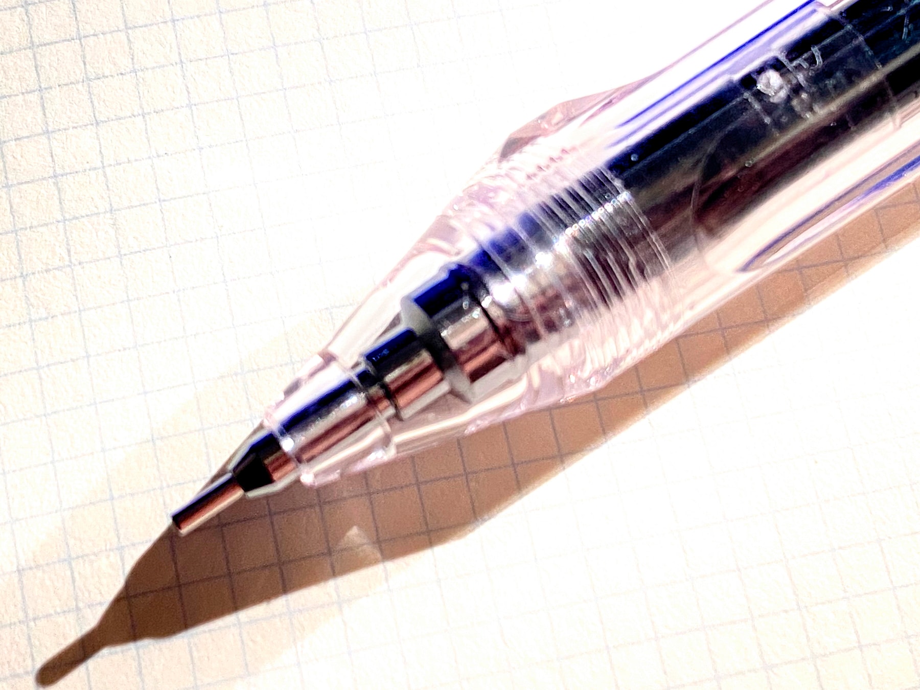 LAMY」のデザインと「クルトガ」の技術を活かしたコラボシャーペンが