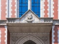 なぜ銀行で「慶應」が早稲田を“圧倒”できるのか？ 3大財閥系10社の「大学別就職ランキング」