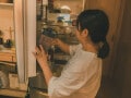 「飲まなくても困らないので」世帯年収300万円・32歳女性が物価高で真っ先に削った“月1万円の支出”
