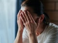 警察から突然の電話……高齢母を引き取った42歳バツイチ女性を待っていた「泥沼の同居生活」