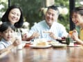 「三世代がそろう食事にも、ひとりのお茶にも」金融資産1億円・60代男性が10年以上保有する飲食株優待