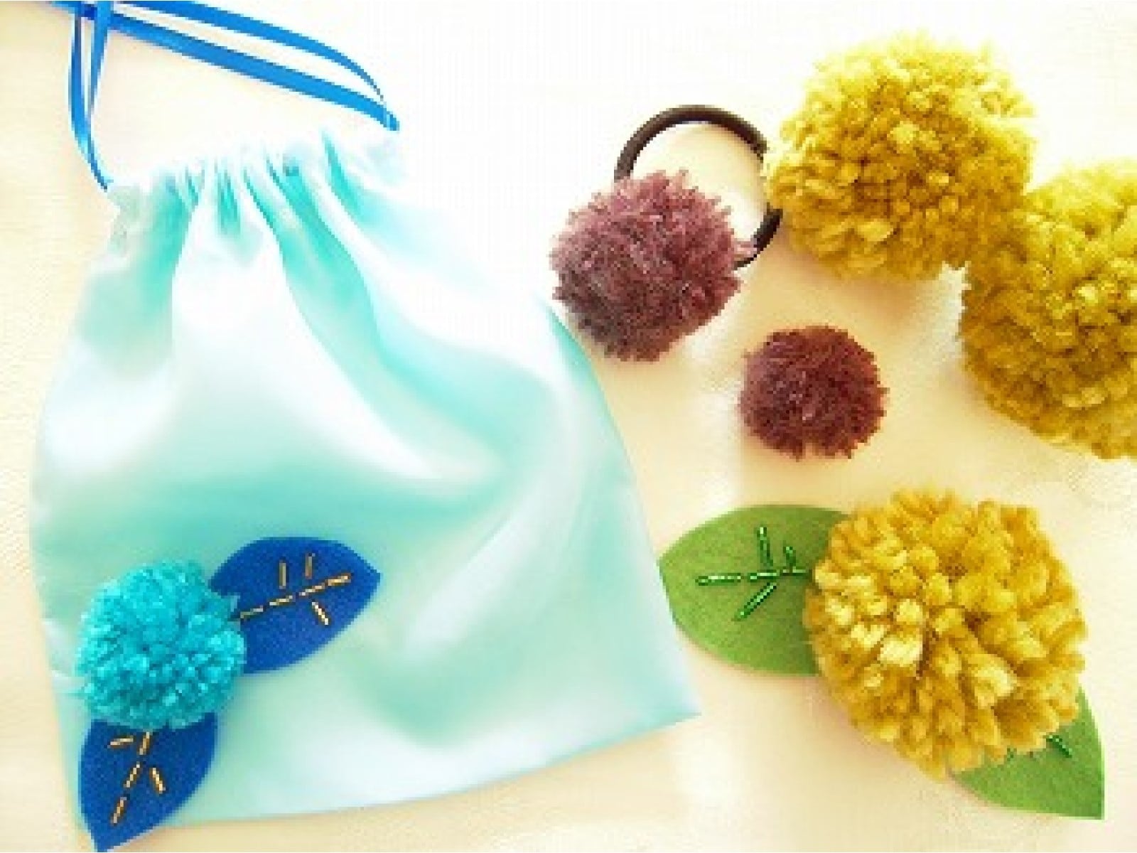 毛糸 ぽんぽん シマリス しろいまる様 ハンドメイド作家