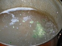 茹でる