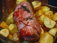 黒豚モモ肉とリンゴとジャガイモのオーブン焼