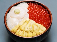 朝市・倉庫群で美味しいもの探し　函館後編
