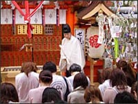 縁結び神社の七夕祭りで恋愛成就を祈願!!