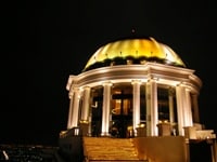 バンコク、夜景自慢の夜遊びスポット