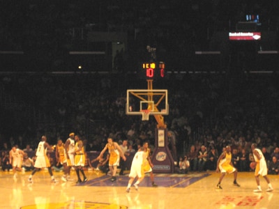 迫力満点！本場でNBA観戦