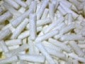 小さなペットに猫用の砂はダメってホント？