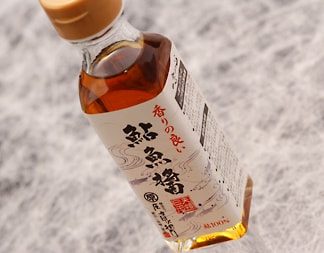 鮎魚醤　鮎と塩だけの究極の調味料