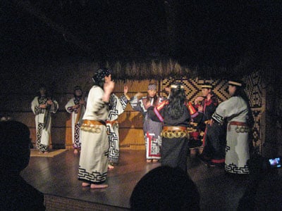 アイヌ文化に触れるポロトコタンの夜