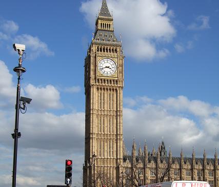 イギリスに関するよくある質問 (その 2)　クイーンズイングリッシュを話す?