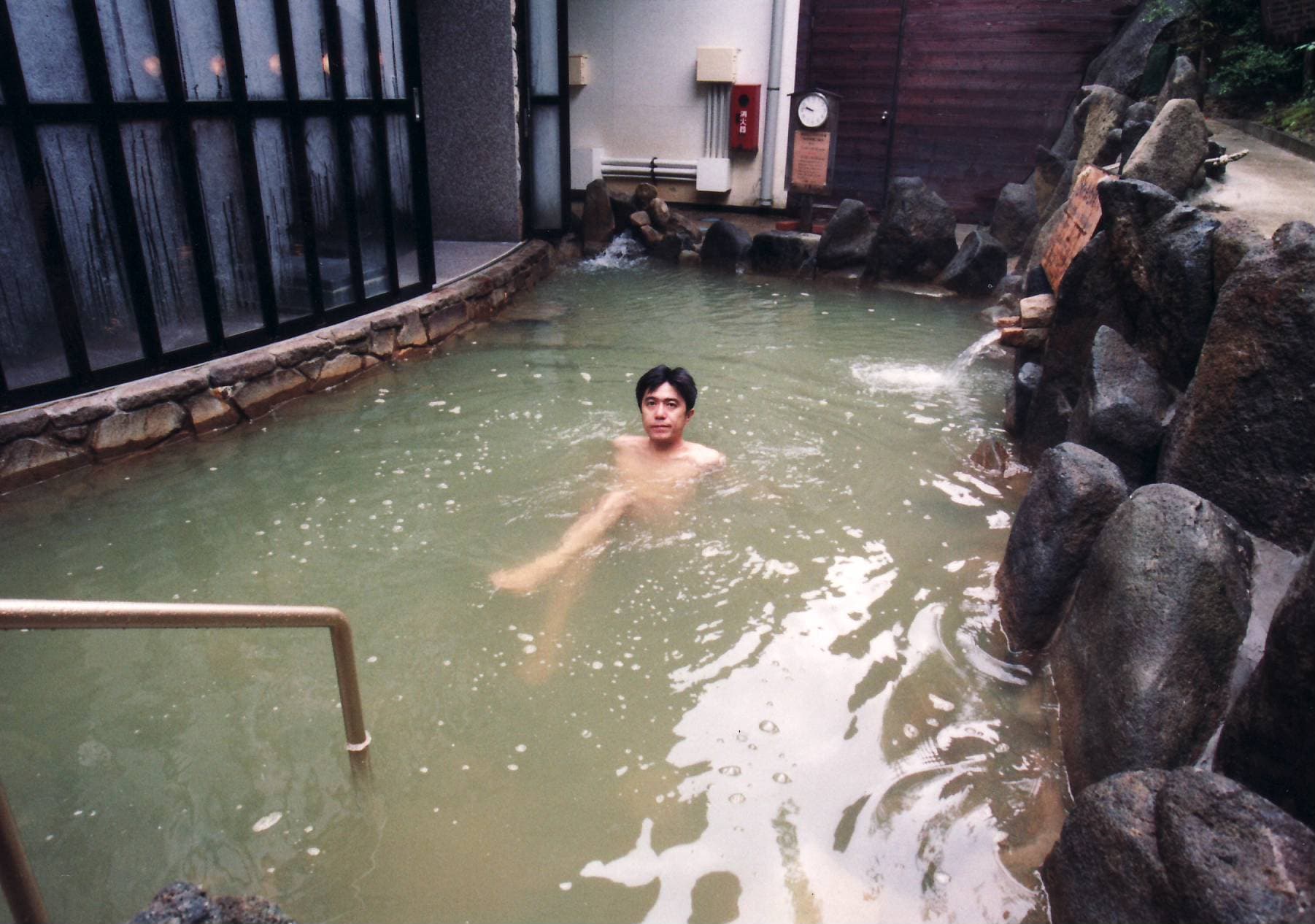 四日市、鈴鹿の温泉　掛け流しや濁り湯
