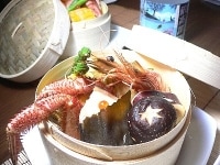 北海道の幸が丸ごと味わえる料理です。<br />
