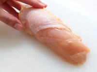 鶏胸肉を成型