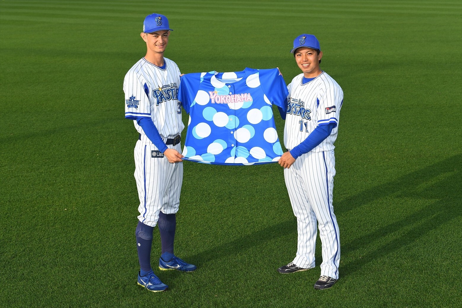 新品 横浜 DeNAベイスターズ 東克樹　ガールズフェスティバル　ユニフォーム 新品 横浜 DeNAベイスターズ 東克樹 ガールズフェスティバル