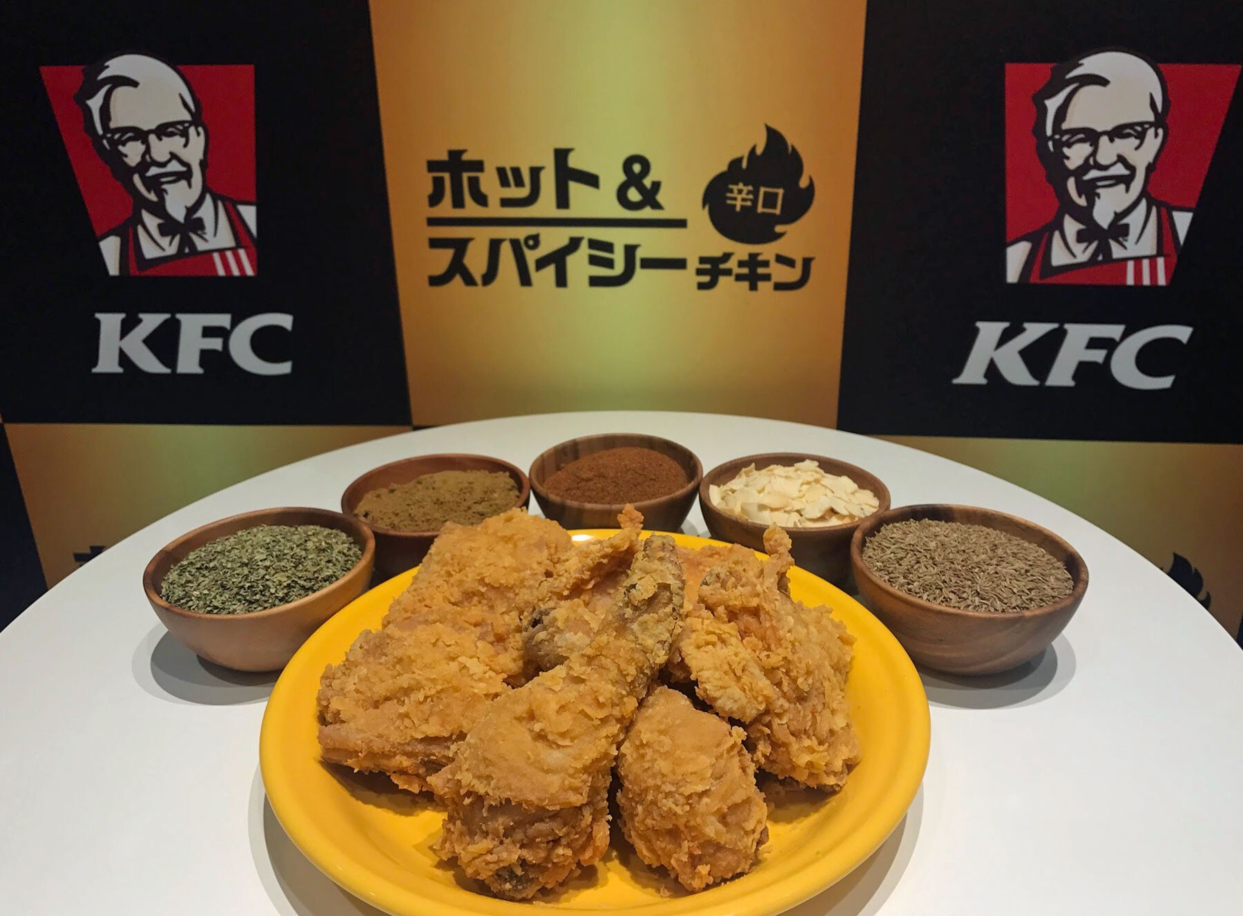 非売品X0014 【ハイウェイロードサイン】KFC ケンタッキーフライドチキン