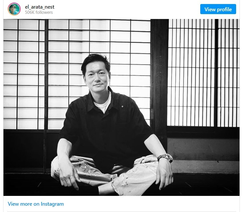 井浦新、真木よう子との“匂わせ”？類似投稿で短髪イメチェンを報告「似合いますね」「素敵すぎです」