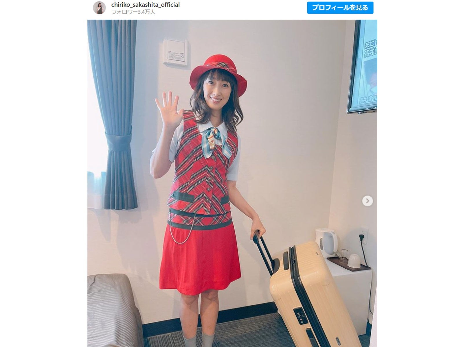 坂下千里子　スカート やっぱり似合います！」 坂下千里子、久しぶりの『もしツア』ガイド服姿で美脚披露！(2/2) - All About ニュース