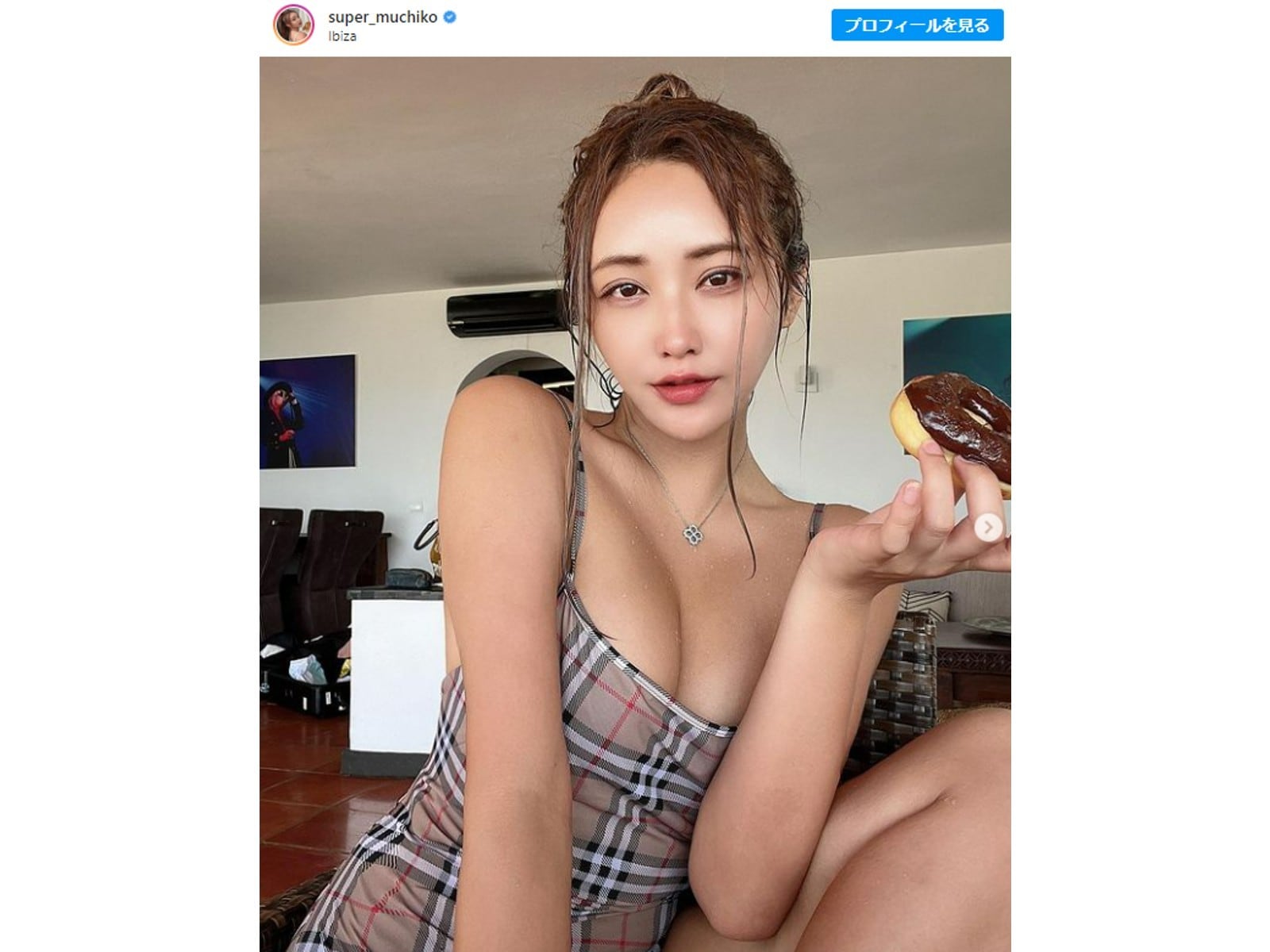 てんちむ、レオタード水着姿で美しい谷間を大胆披露！ 「圧倒的な美女」「てんちむさん完璧すぎる」 - All About ニュース