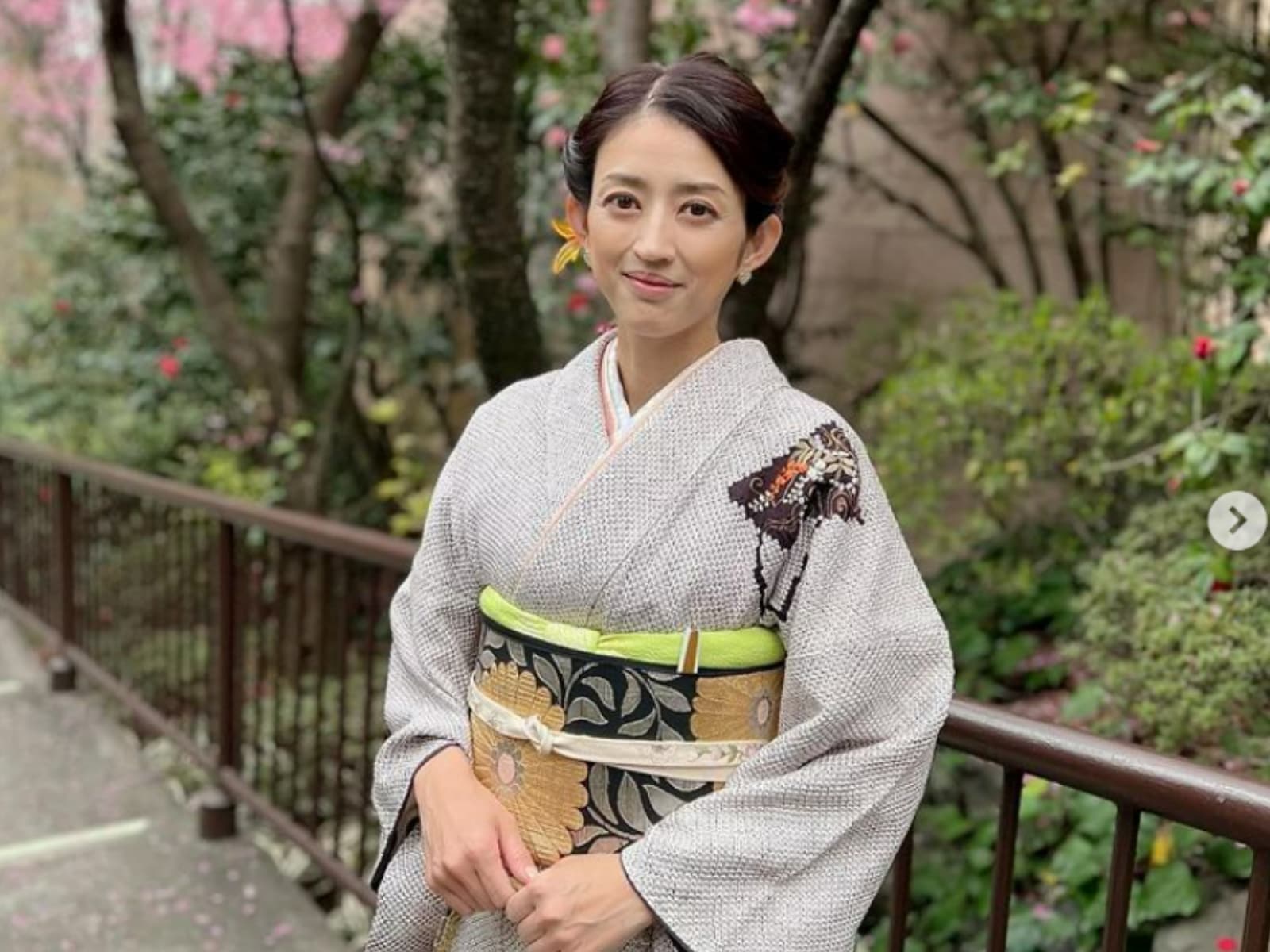 小沢真珠、次女の卒園式で最新着物ショット公開！ 「ママのお顔が美しい」「ご自慢のお母様ですね」