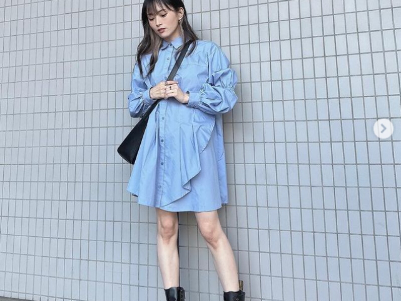 「春服」山本彩、爽やかコーデでスラリとした美脚披露！ 「可愛い白い細い大好き」