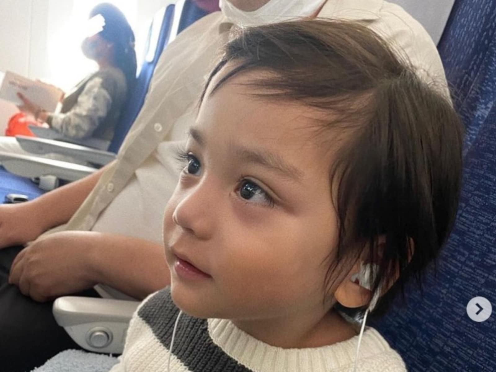ジャンポケ斉藤の妻・瀬戸サオリ、「国宝級の可愛さ」3歳長男の最新ショットに大反響！ 「天使すぎます」