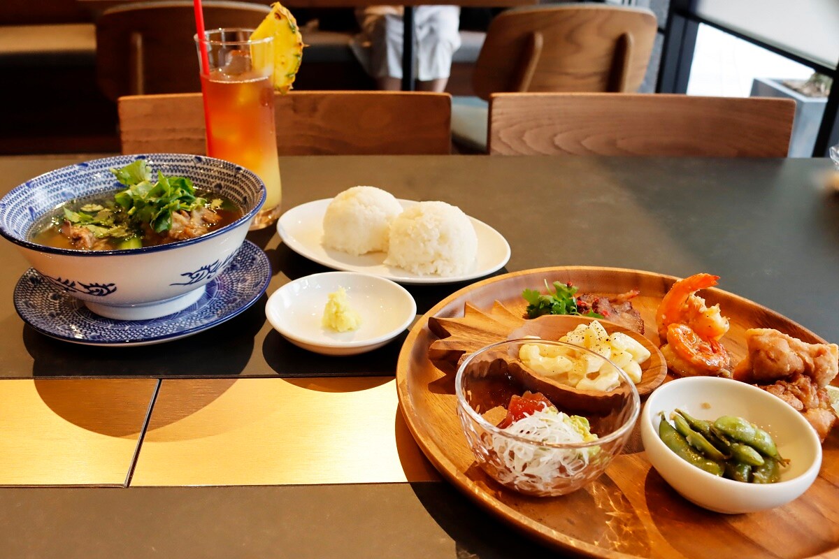 「ONO GRILL TOKYO」が神保町にオープン！ 本場ハワイさながらのローカルグルメの味は？【試食レビュー】