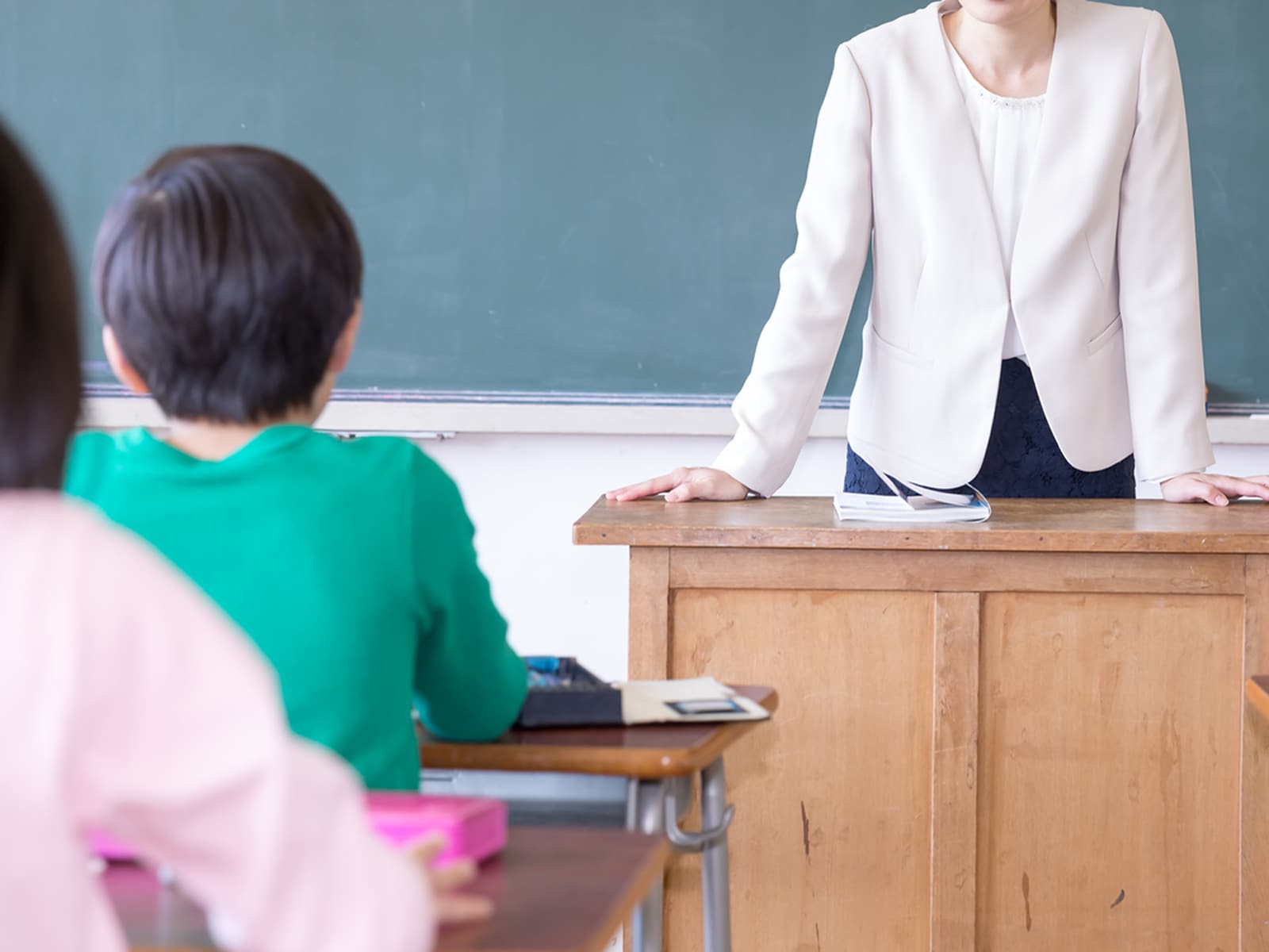 後れが指摘される、日本の性教育。元小学校教師が考える「問題点」と、学校で教える「意味」
