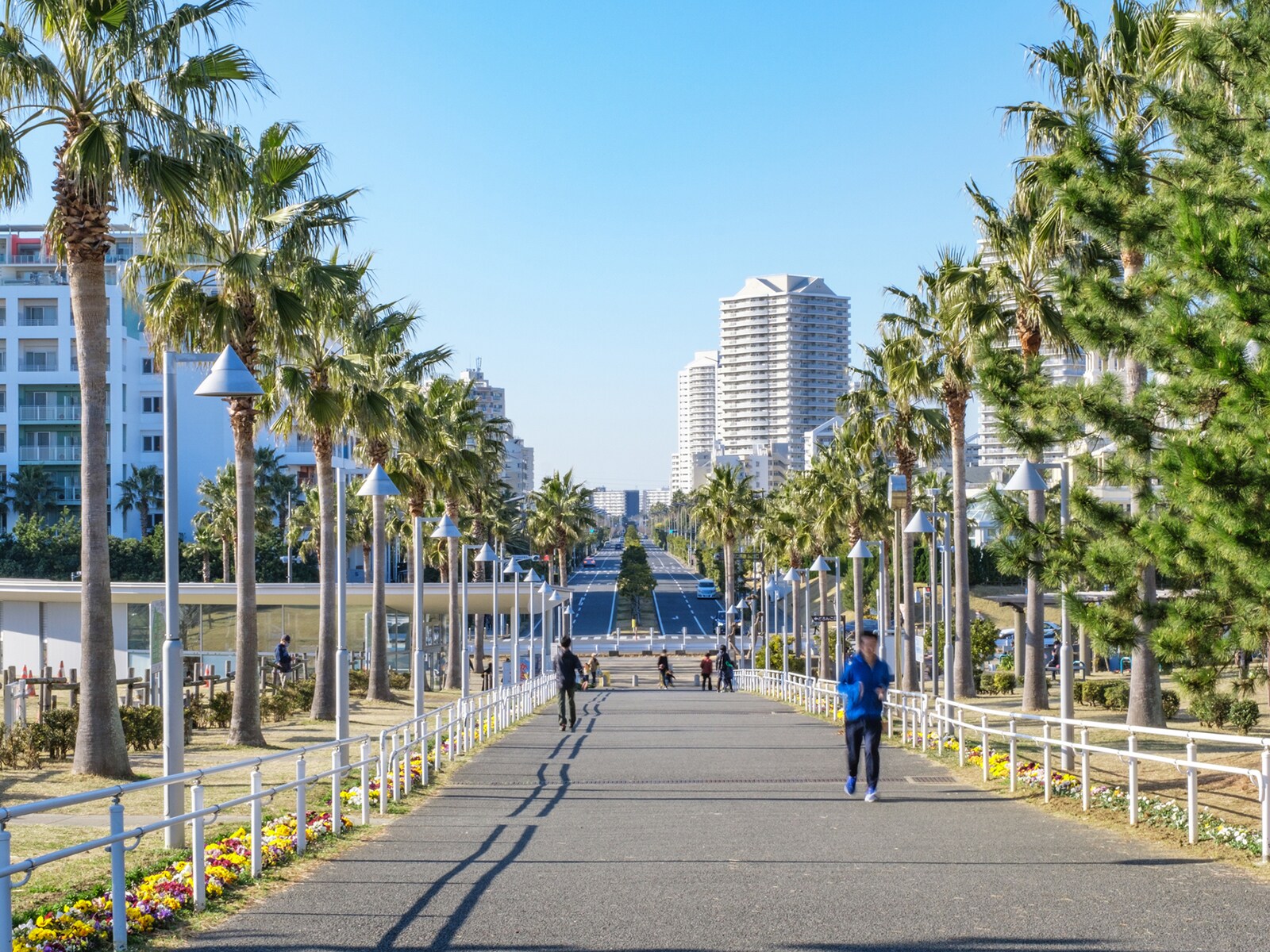 千葉県居住の3万5000人が回答した「住み続けたい自治体」ランキング！ 2位「浦安市」、1位は？