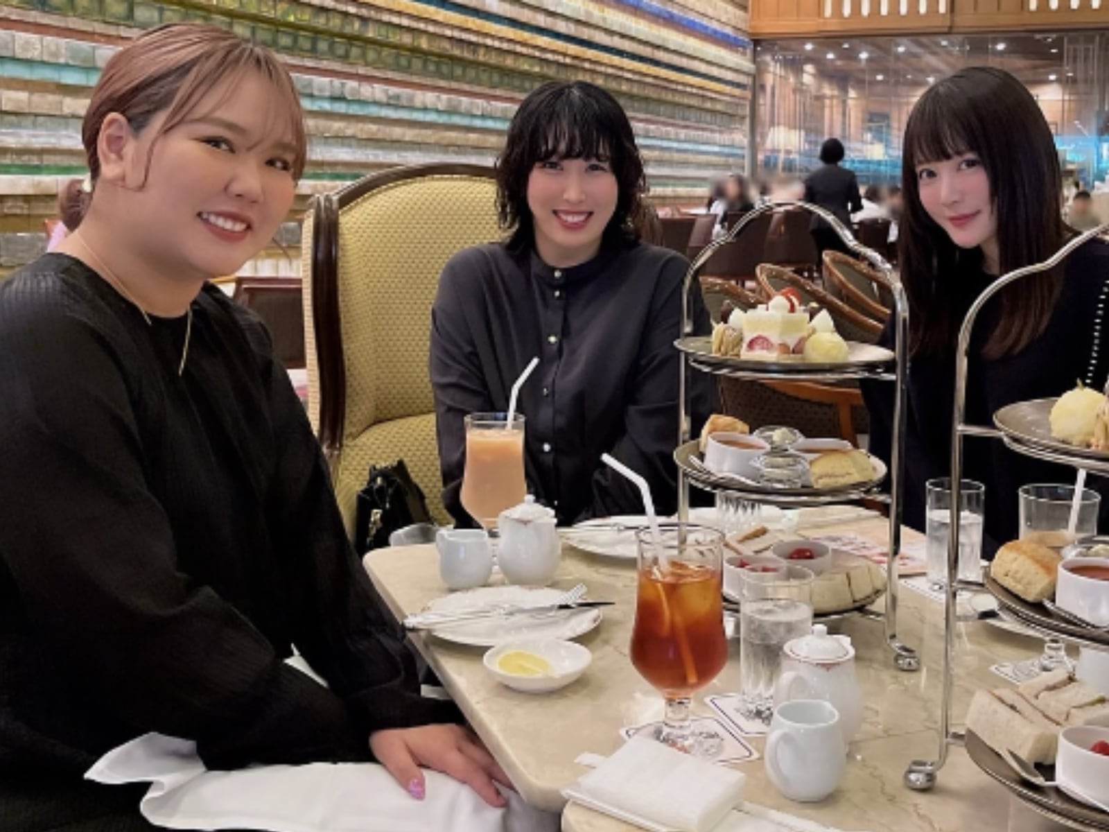 「なんじゃこのメンツ」3時のヒロイン・ゆめっち、豪華メンバーとの女子会ショットを公開！ 「美人女子会」
