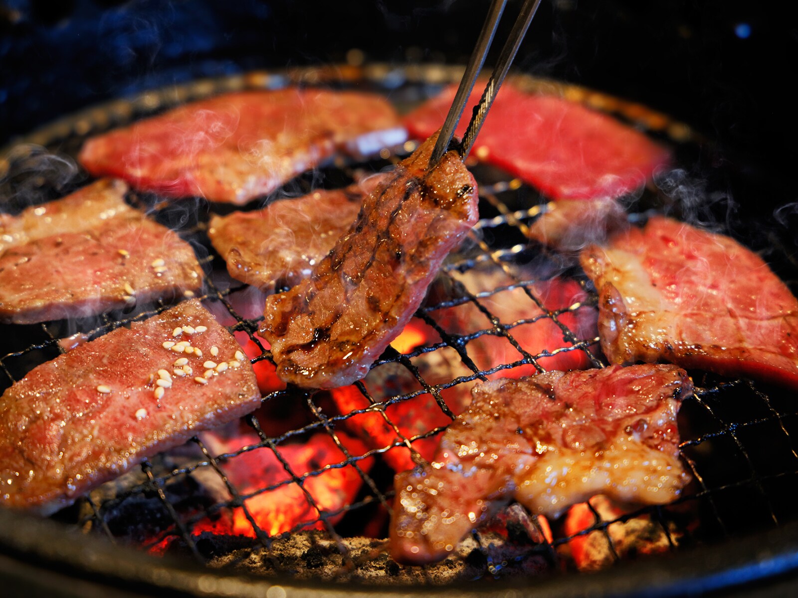 コスパがいいと思う焼き肉チェーン店ランキング！ 3位は「すたみな太郎」、TOP2は？ 【2023年最新】