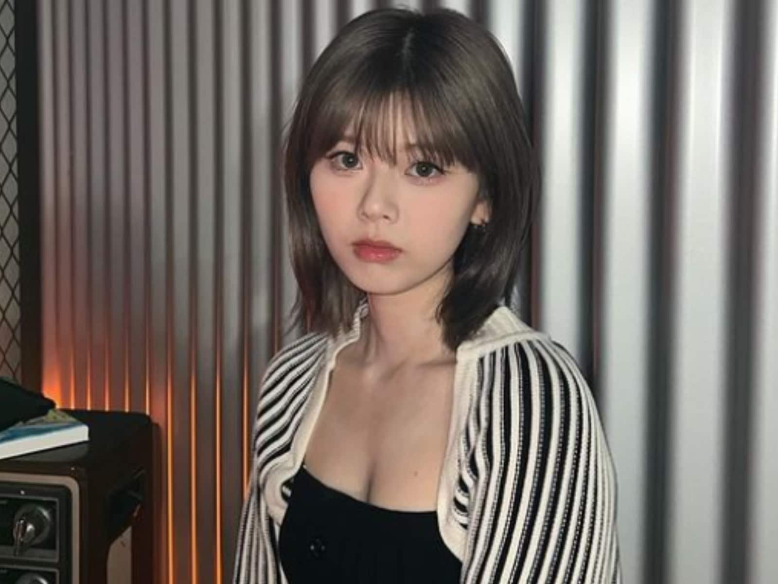 色気ありすぎ」NiziU・リク、谷間ちらりな色っぽショット！ 「ほんま