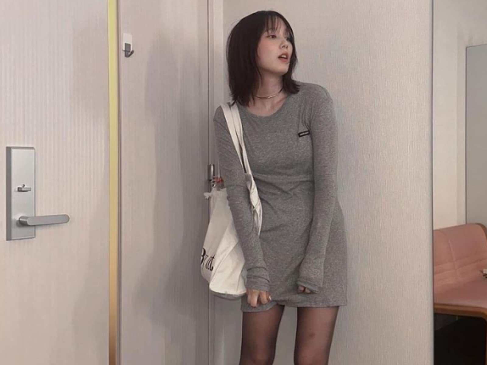 本田翼 エロ エッチな服装」本田翼、美脚あらわな超ミニ丈に「エロ」「まじで三十代っすか?」「ワンピ短かっ」反響(2/2) - All About ニュース