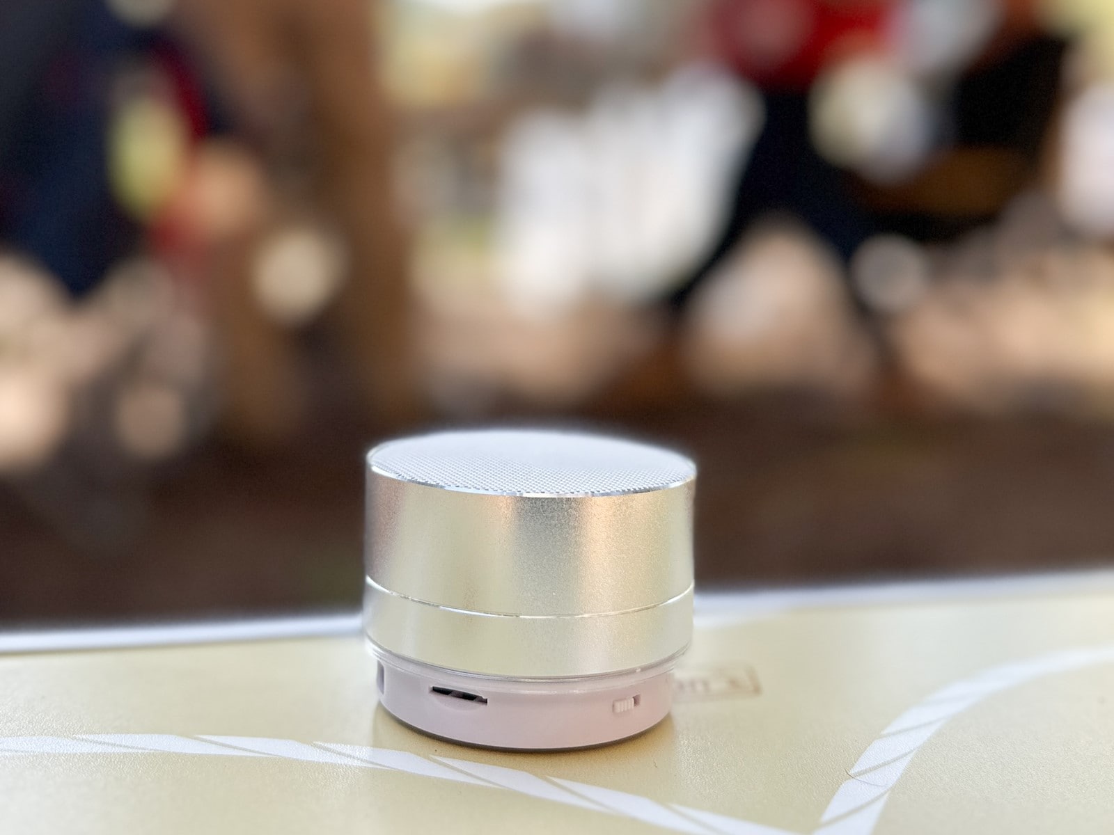 スタンダードプロダクツ】お値段以上に多機能！ 「Bluetoothスピーカー