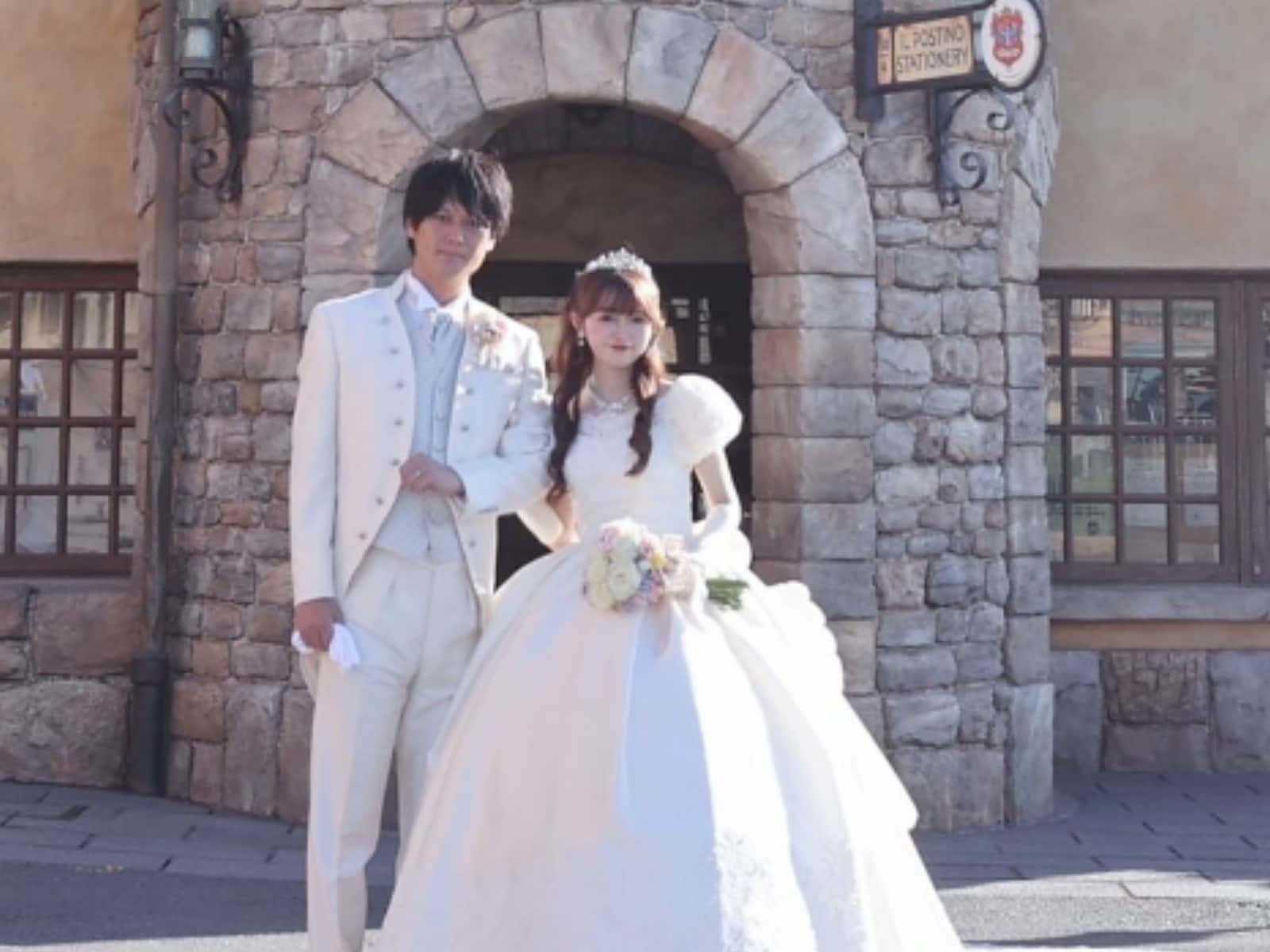 【祝！結婚】中井りか／ＮＧＴ４８／週刊ヤングジャンプ／受取指定可能／送料込み 新婚の元NGT48・中井りか 夫にバックハグ！ “最強のお姫様”な