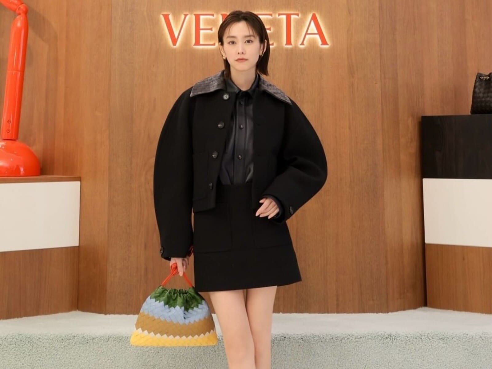 本当に30代？」桐谷美玲、ほっそり美脚あらわなミニスカコーデに大反響