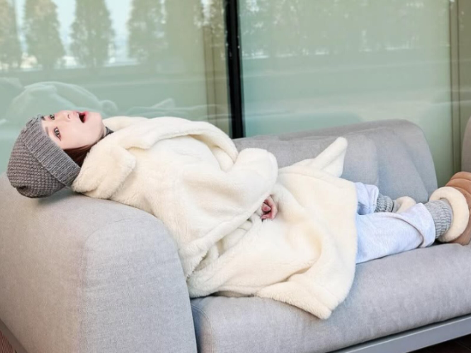 浜崎あゆみ、家族旅行ショットに反響！ 「こんなにのびのびしたayu