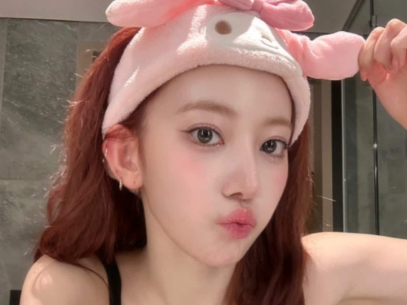 ビジュアル強すぎてスマホの画面割れる」宮脇咲良、自撮り推しショット