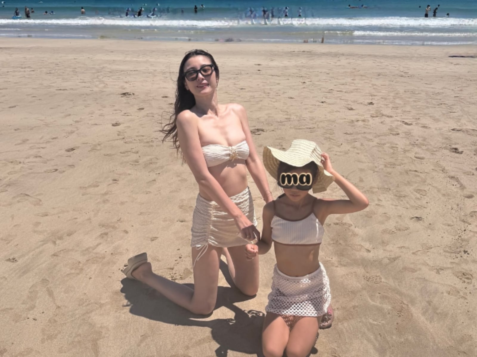 見えそうだけど？」木下優樹菜、圧巻スタイルの大胆ビキニ姿を披露