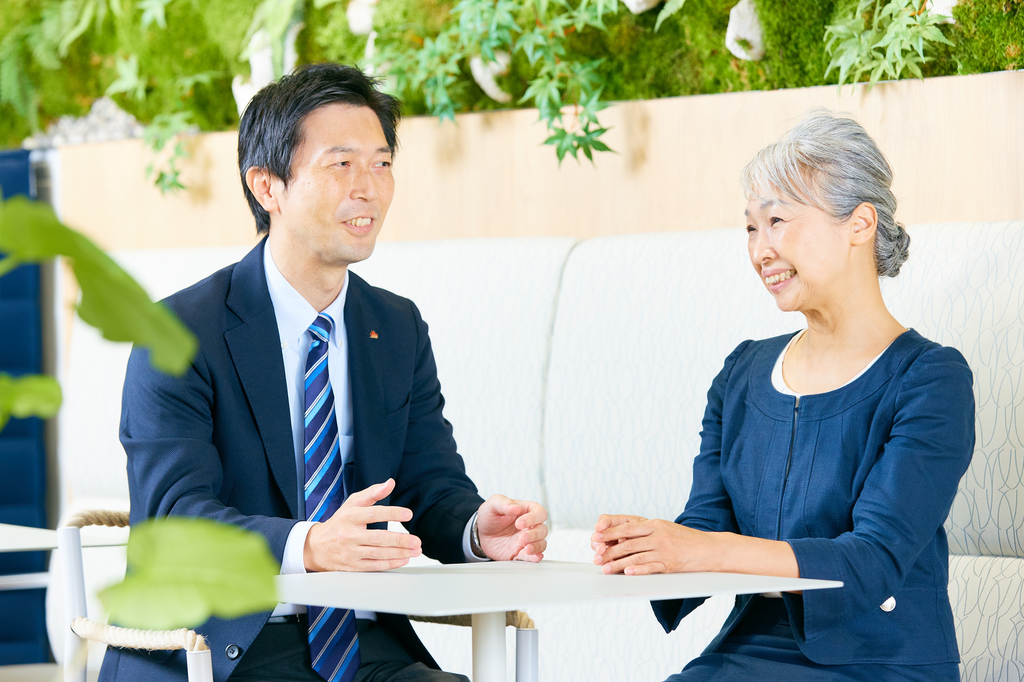 本州 四国 九州限定ラクトフェリンとビフィズス菌を組み合わせることにより 腸内の健康をさらに強力にサポート 送料無料 カラダ強くするのむヨーグルト  4ケース 48本入り クール便配送 森永乳業いきいき元気のむヨーグルトがリニューアル 新しい到着